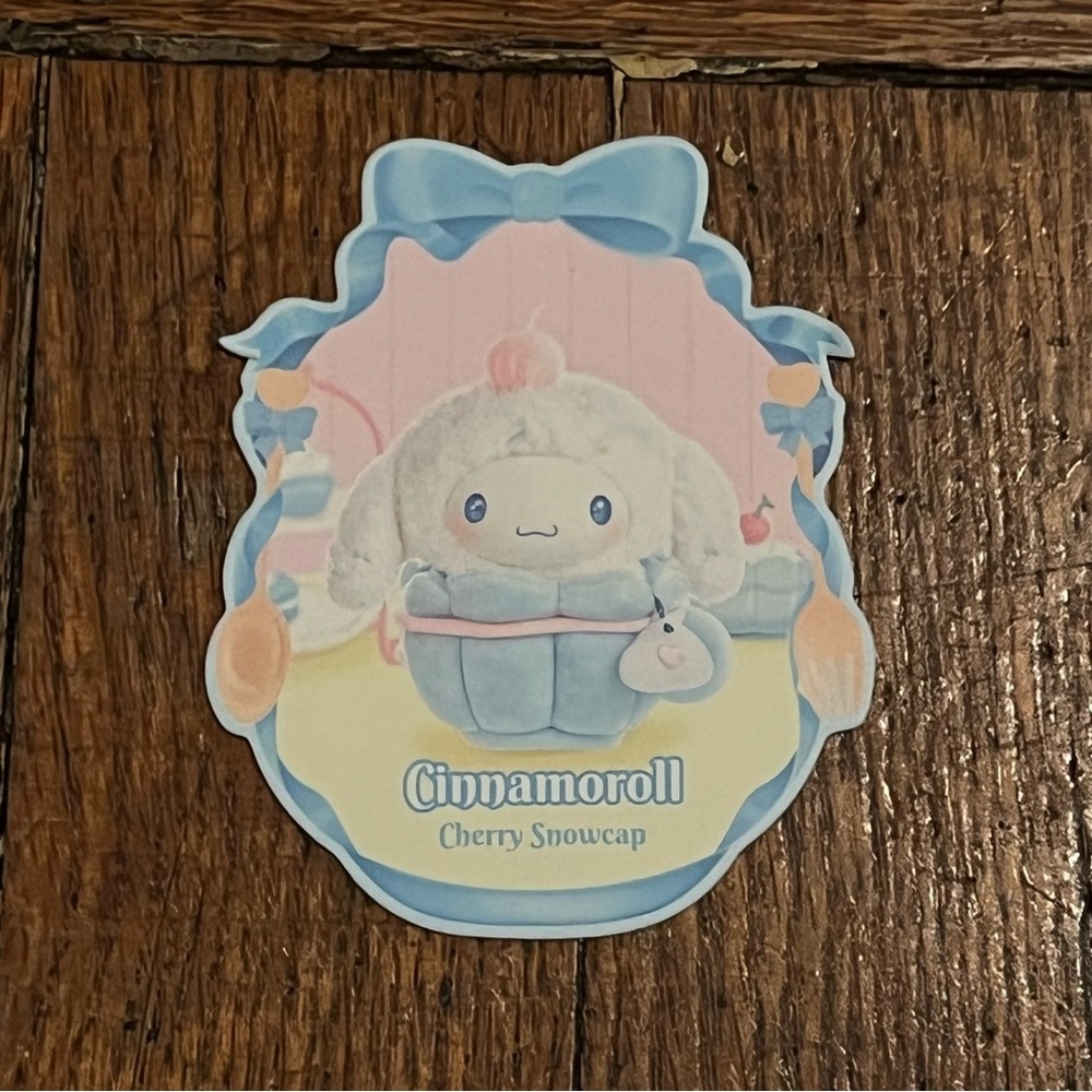 MOETCH X Sanrio “Blue Flutter Series” Plush Keychain (Cinnamoroll)